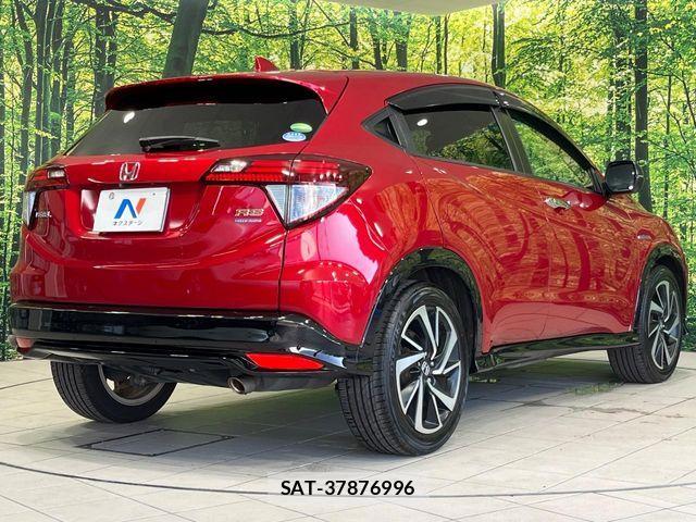 Honda VEZEL 2017-11 8210859-17