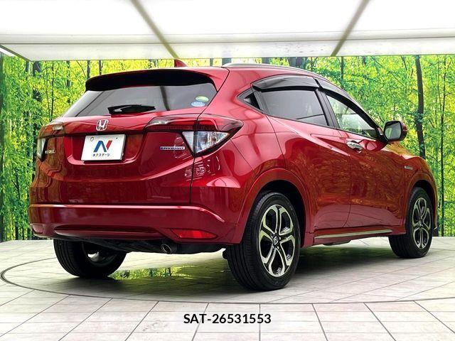 Honda VEZEL 2017-11 8210857-16