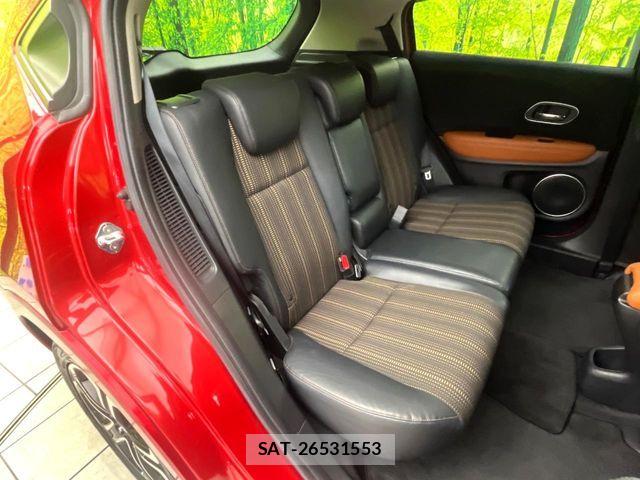 Honda VEZEL 2017-11 8210857-8