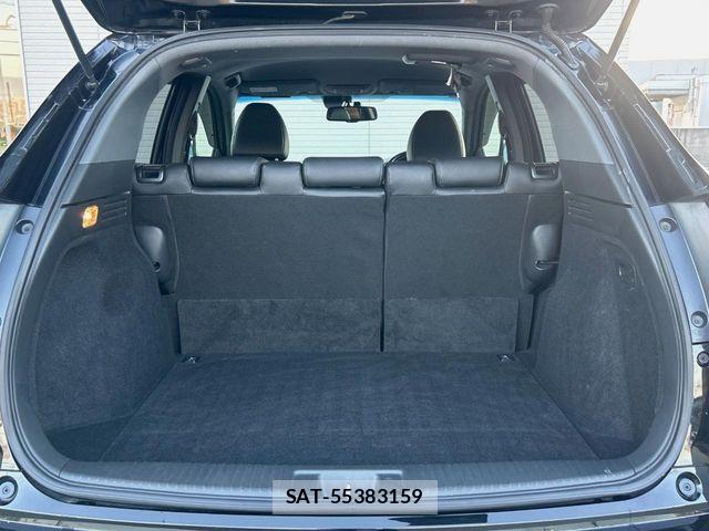 Honda VEZEL 2017-02 8210861-9