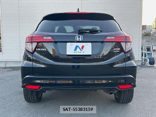 Honda VEZEL 2017-02 8210861-14