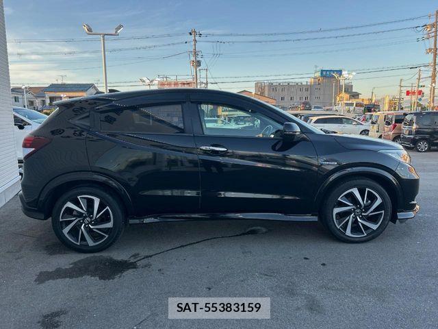 Honda VEZEL 2017-02 8210861-16