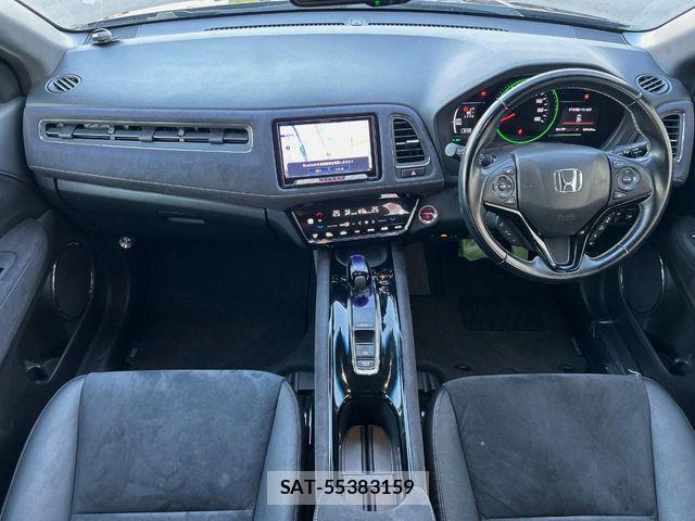 Honda VEZEL 2017-02 8210861-1