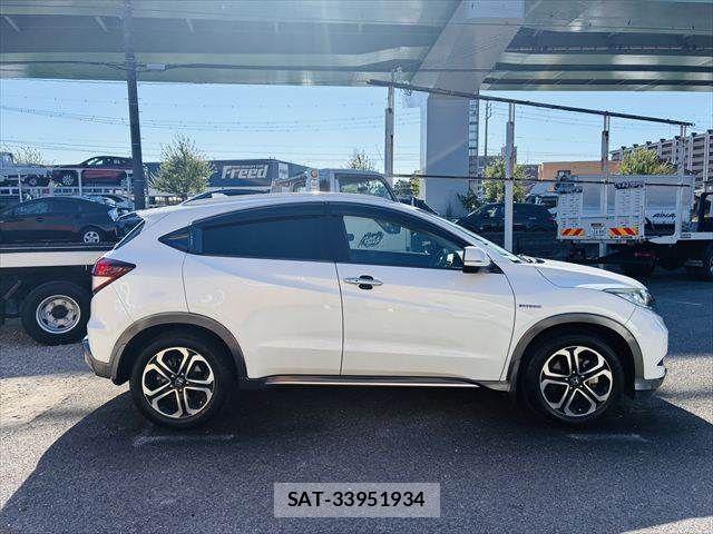 Honda VEZEL 2017-11 8210860-14