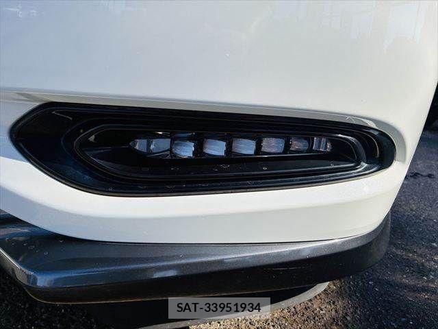 Honda VEZEL 2017-11 8210860-21