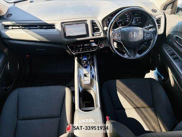 Honda VEZEL 2017-11 8210860-2
