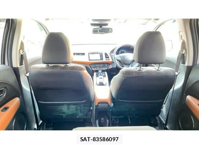 Honda VEZEL 2015-03 8232276-4