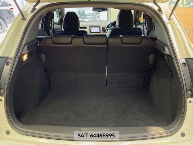 Honda VEZEL 2016-02 8232270-9