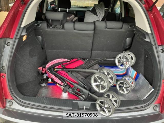Honda VEZEL 2018-01 8232273-12