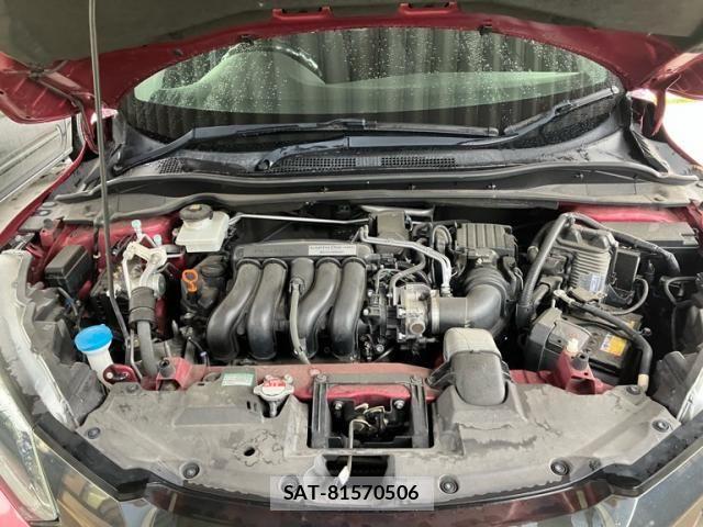 Honda VEZEL 2018-01 8232273-13