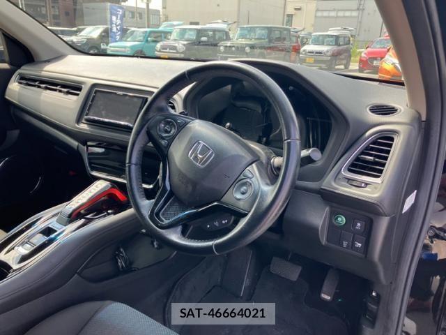 Honda VEZEL 2017-11 8232275-11