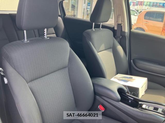 Honda VEZEL 2017-11 8232275-12
