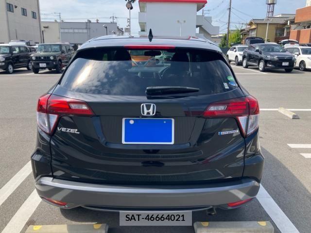 Honda VEZEL 2017-11 8232275-3