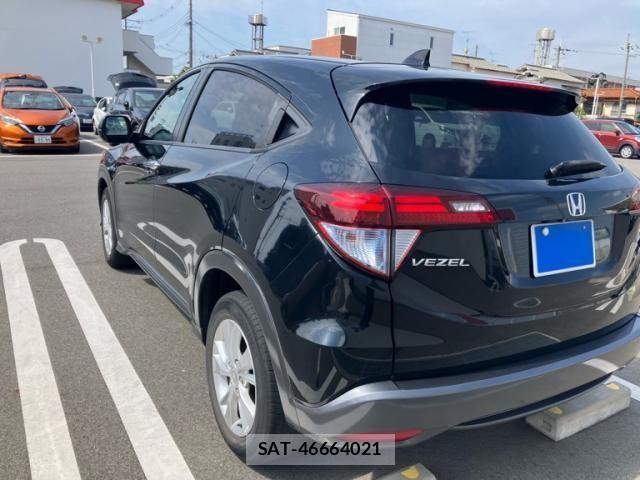 Honda VEZEL 2017-11 8232275-4