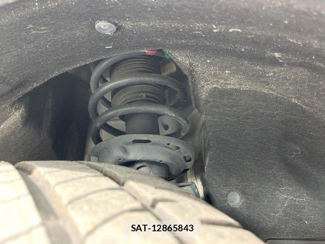 Honda VEZEL 2016-04 8232271-19