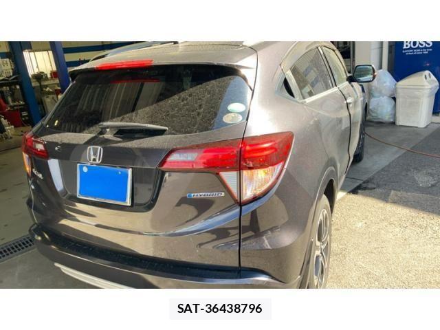 Honda VEZEL 2014-01 8232274-5