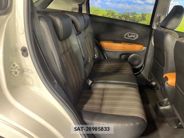 Honda VEZEL 2017-03 8247060-9