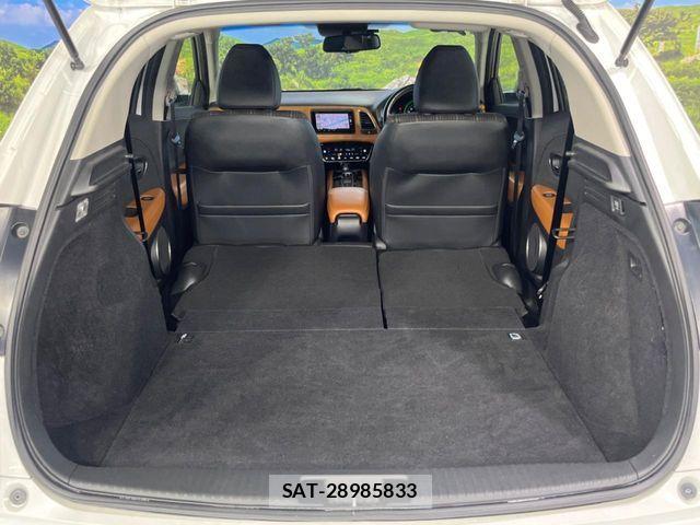 Honda VEZEL 2017-03 8247060-10