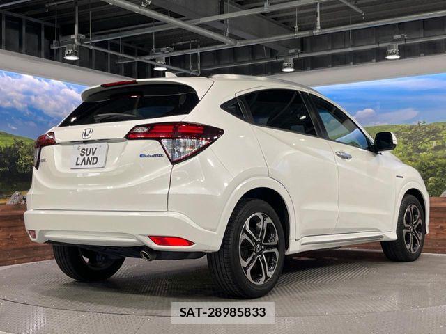 Honda VEZEL 2017-03 8247060-17