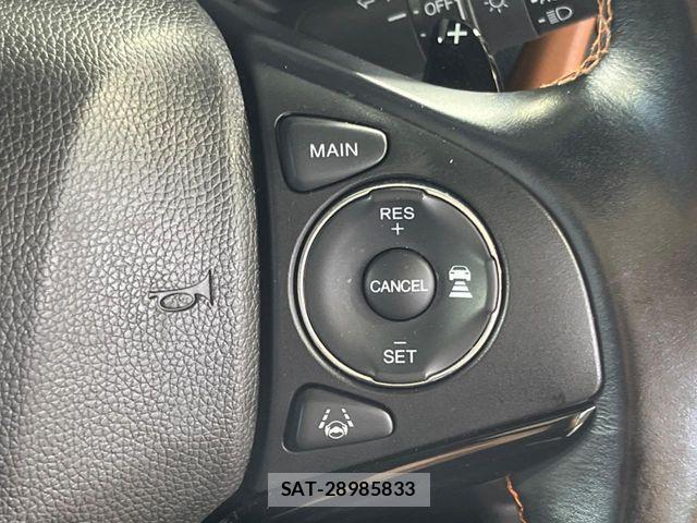 Honda VEZEL 2017-03 8247060-5