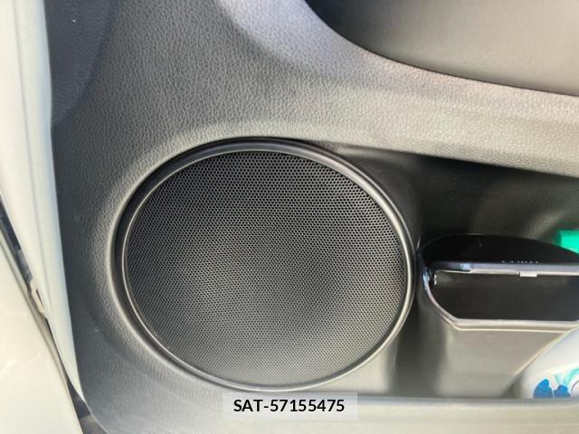 Honda VEZEL 2014-04 8247068-12