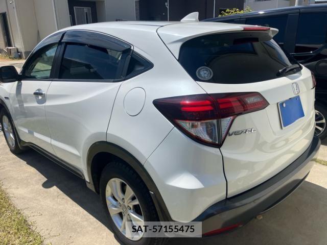 Honda VEZEL 2014-04 8247068-3
