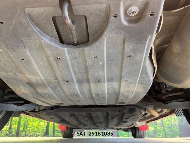 Honda VEZEL 2017-05 8247062-18