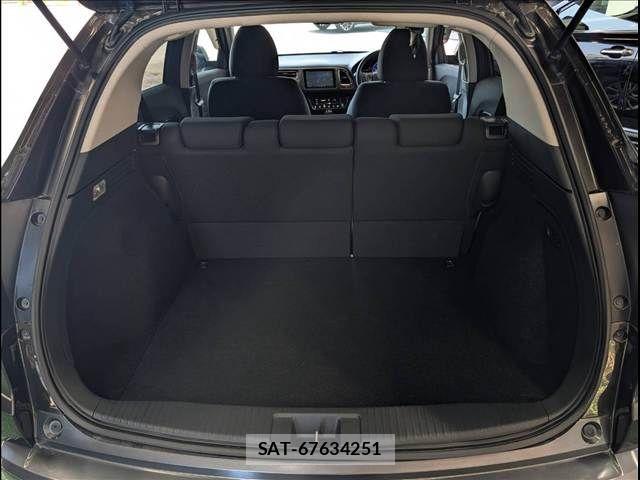 Honda VEZEL 2015-07 8247063-12