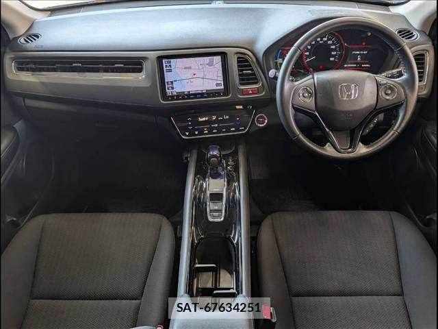 Honda VEZEL 2015-07 8247063-1
