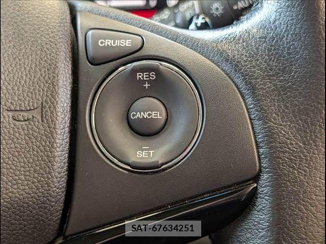 Honda VEZEL 2015-07 8247063-4