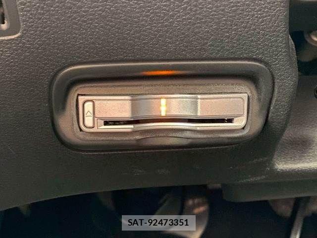 Honda VEZEL 2015-11 8247058-7