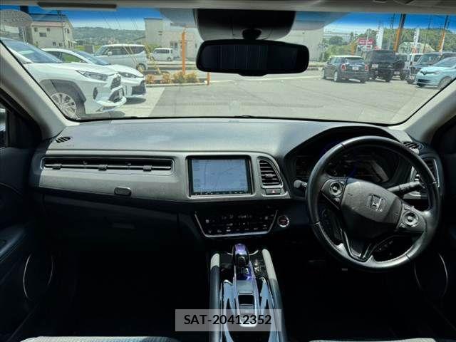 Honda VEZEL 2017-11 8247061-1