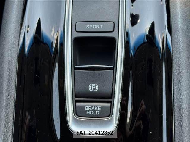 Honda VEZEL 2017-11 8247061-23