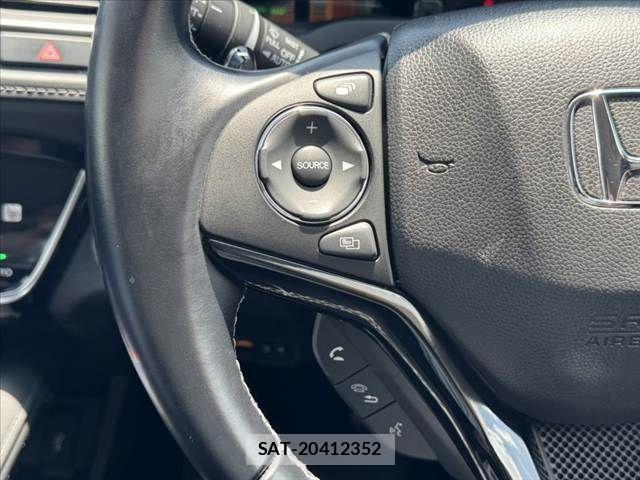 Honda VEZEL 2017-11 8247061-26