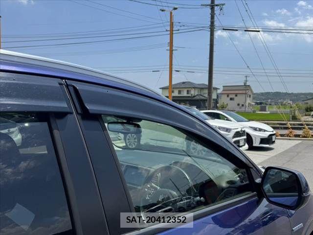 Honda VEZEL 2017-11 8247061-29