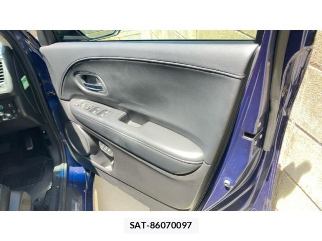 Honda VEZEL 2016-04 8247064-11