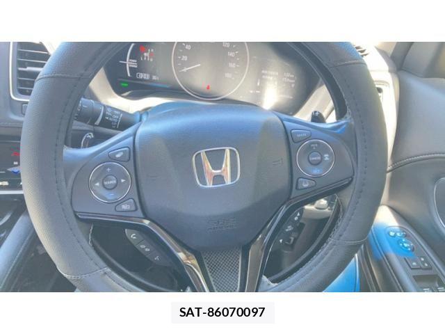 Honda VEZEL 2016-04 8247064-20