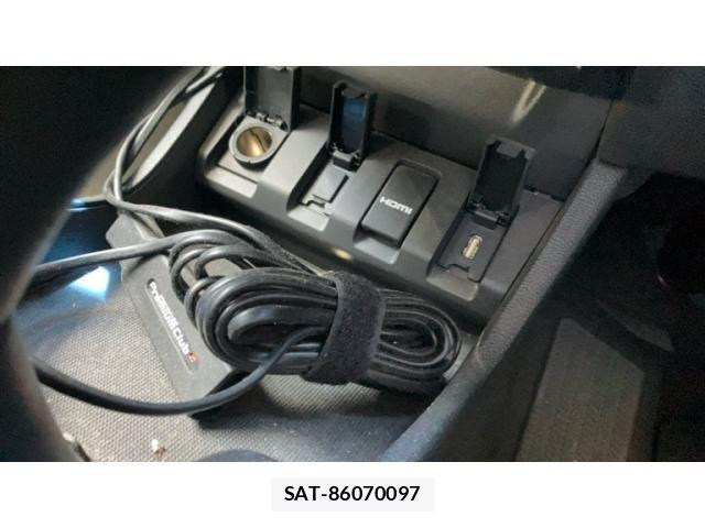 Honda VEZEL 2016-04 8247064-22