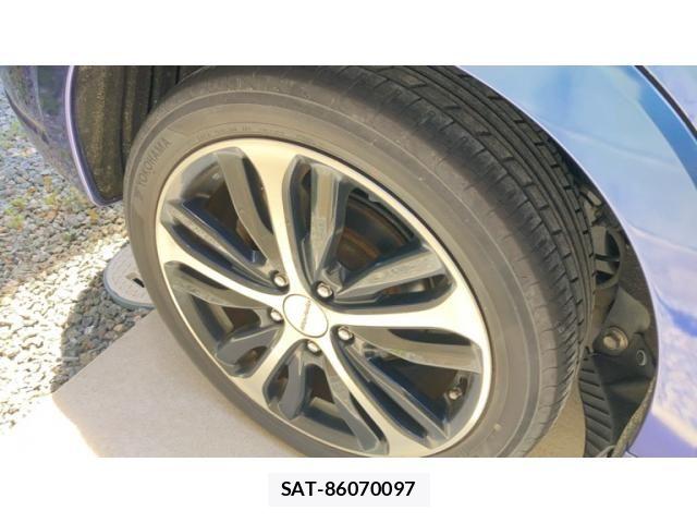 Honda VEZEL 2016-04 8247064-7