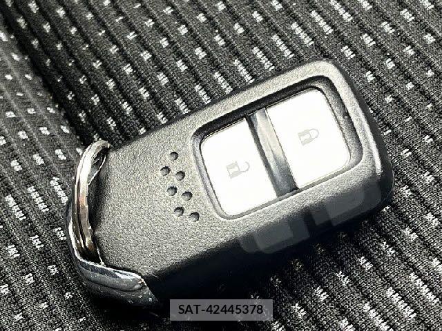 Honda VEZEL 2014-07 8247066-20
