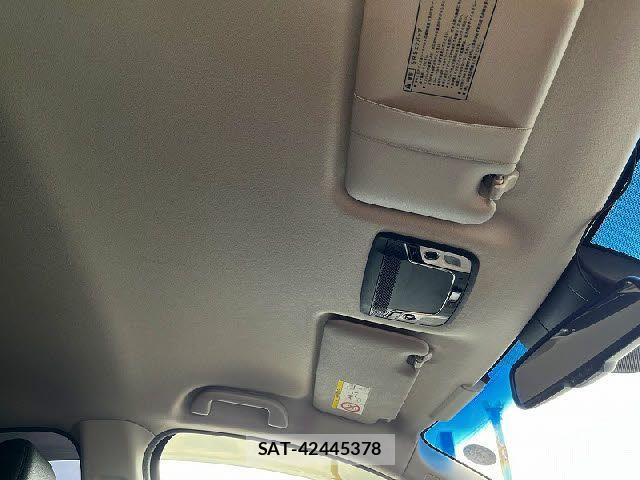 Honda VEZEL 2014-07 8247066-22