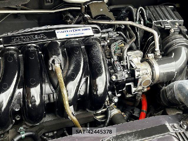 Honda VEZEL 2014-07 8247066-27