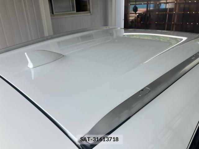 Honda VEZEL 2018-03 8317861-9