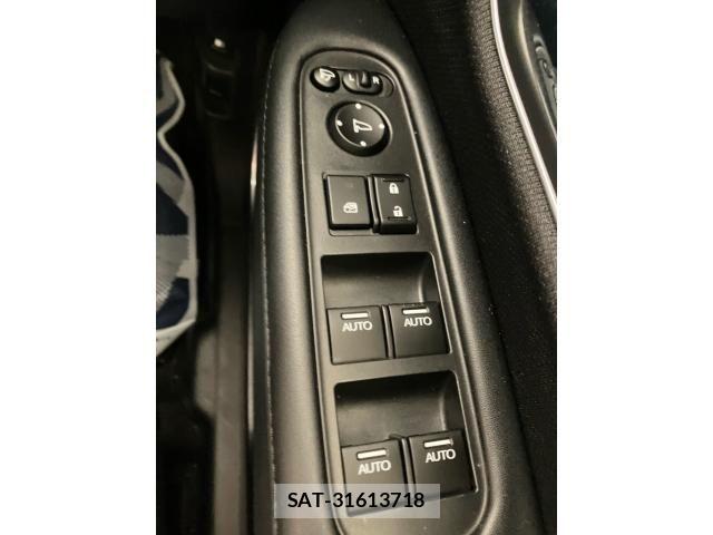 Honda VEZEL 2018-03 8317861-17