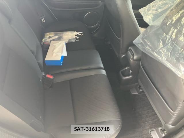 Honda VEZEL 2018-03 8317861-6
