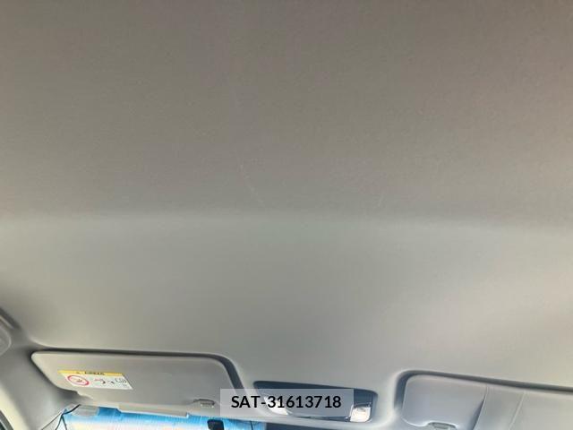 Honda VEZEL 2018-03 8317861-8