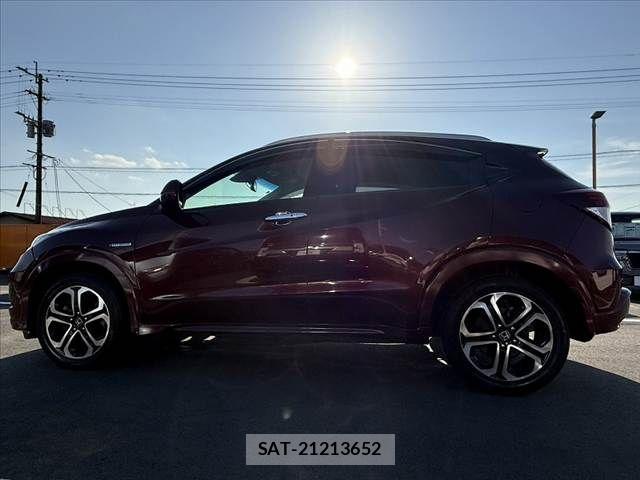 Honda VEZEL 2015-04 8317868-10