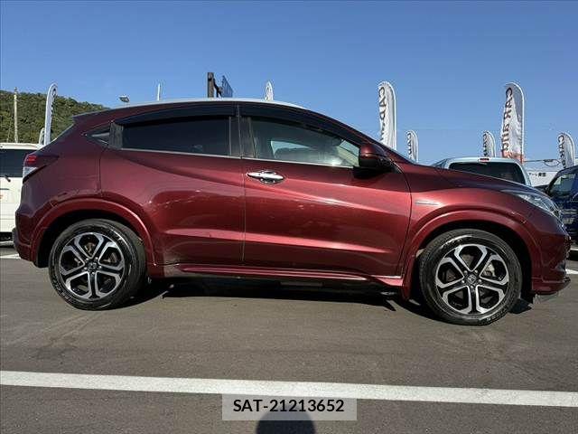 Honda VEZEL 2015-04 8317868-11