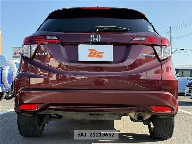 Honda VEZEL 2015-04 8317868-13