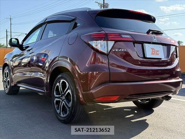 Honda VEZEL 2015-04 8317868-14